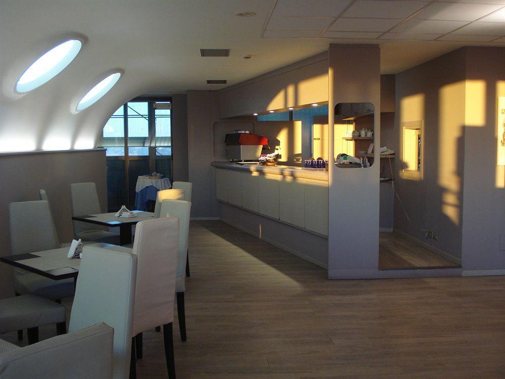 Una Hotels Hotel & Residence Contessa Jolanda Milano Exteriér fotografie