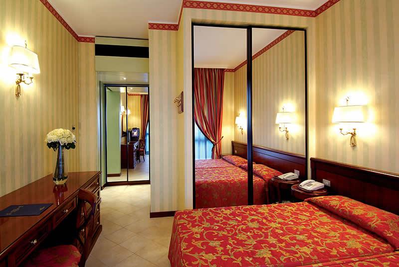 Una Hotels Hotel & Residence Contessa Jolanda Milano Pokoj fotografie
